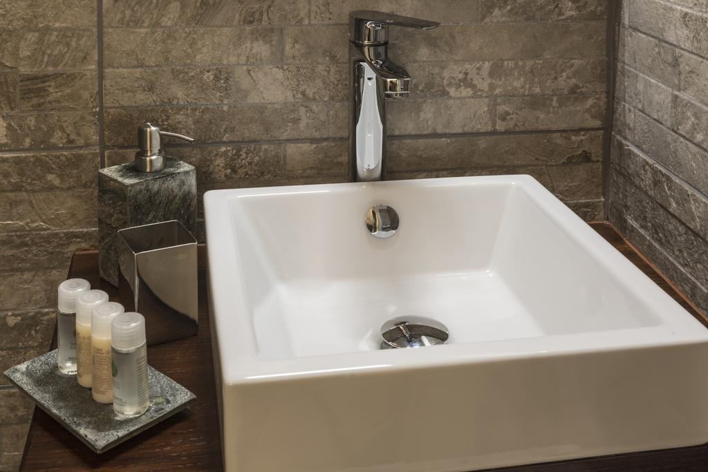 Piazza Martiri Rooms Cagliari Zewnętrze zdjęcie